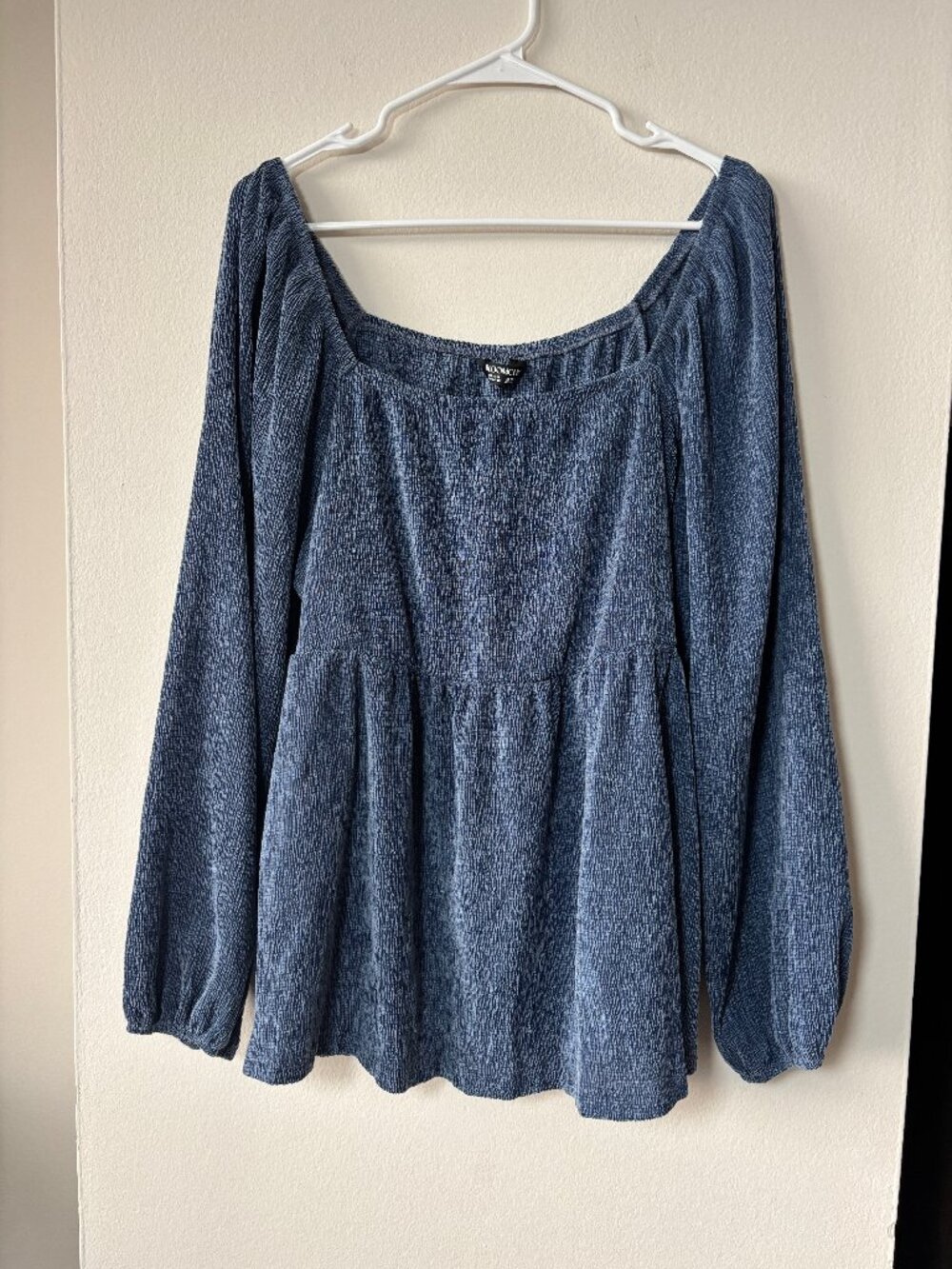Bloomchic Blue Long Sleeve Top - Size 14/16